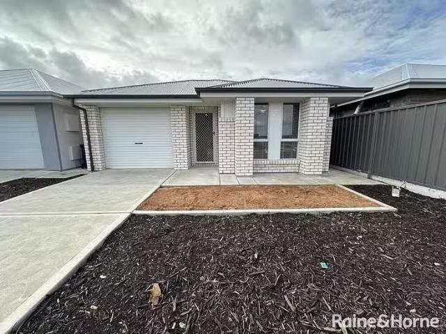 4 Knight Court, Munno Para Downs, SA 5115