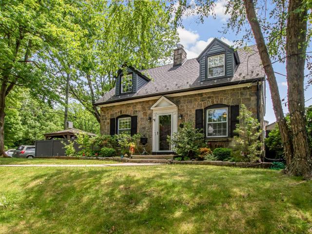 4 Knox Pl