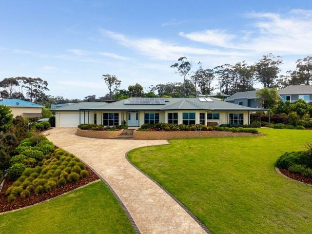 4 Kookaburra Court, Tura Beach