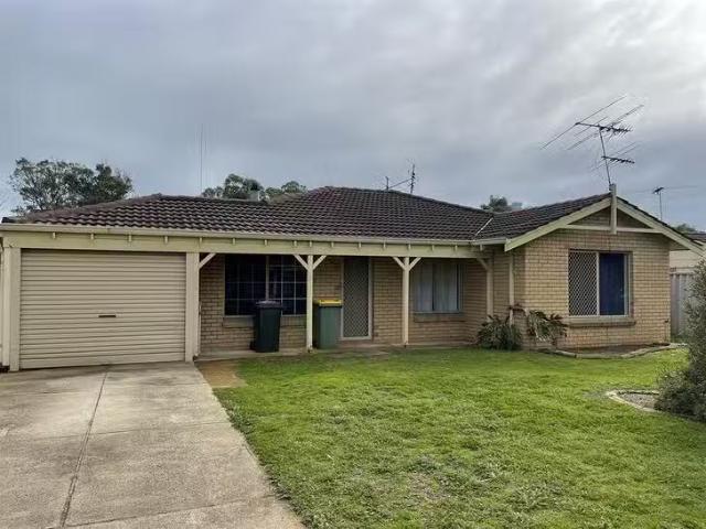 4 Lydia Place, Greenfields, WA 6210