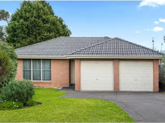 4 Lytton Road, MOSS VALE House for rent Listed by Emma Crow o.