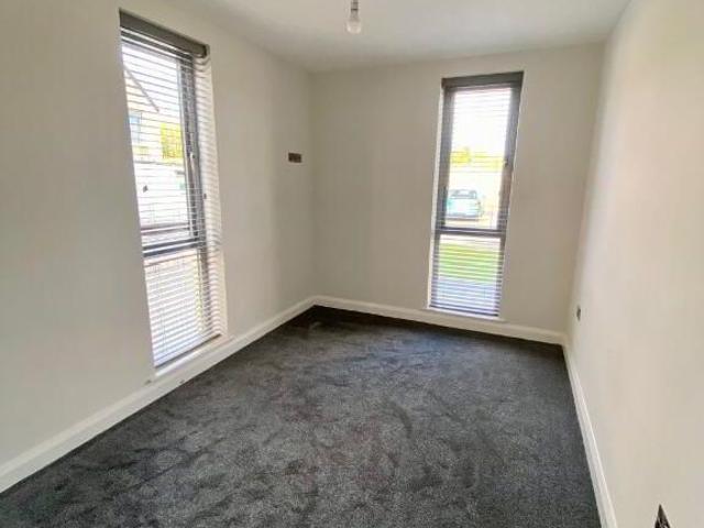4, Lakeside Mews, Coleraine, BT52 2FP