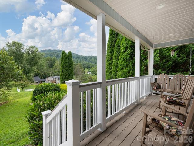 4 Lancaster Lane
