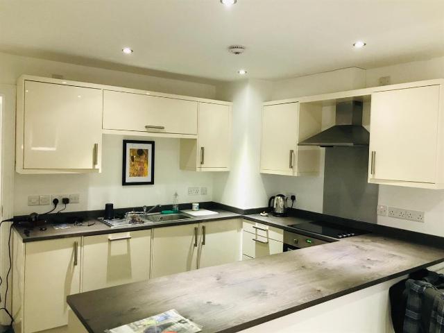 4 Lantern Court, High Street, Ely CB7, 2 bed flat to rent, £1,200 pcm | PrimeLocation