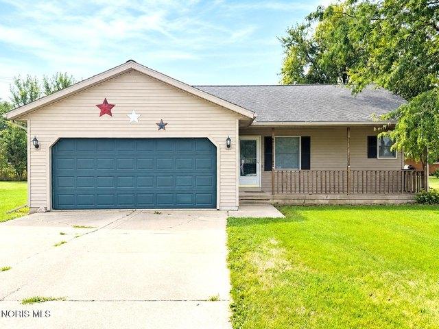 4 Larkspur Pl, Montpelier, OH 43543