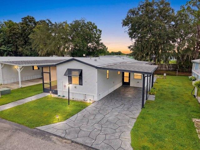 4 Leisure Ln, Auburndale, FL 33823