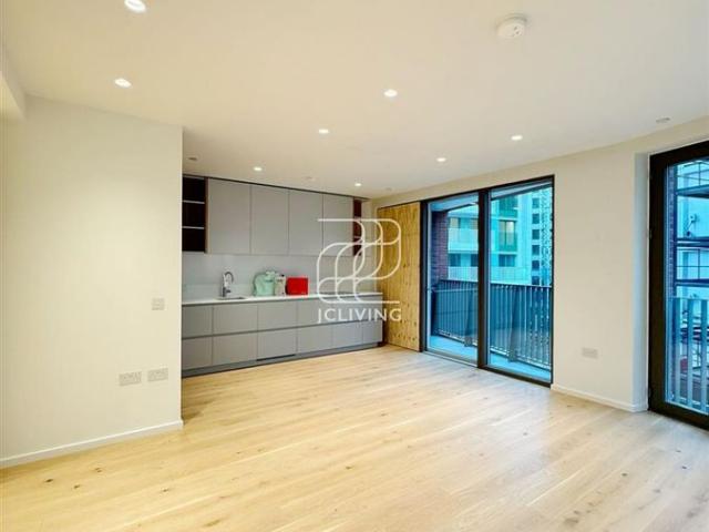 4 Lewis Cubitt Walk, London N1C, 2 bed flat to rent, £4,498 pcm | PrimeLocation