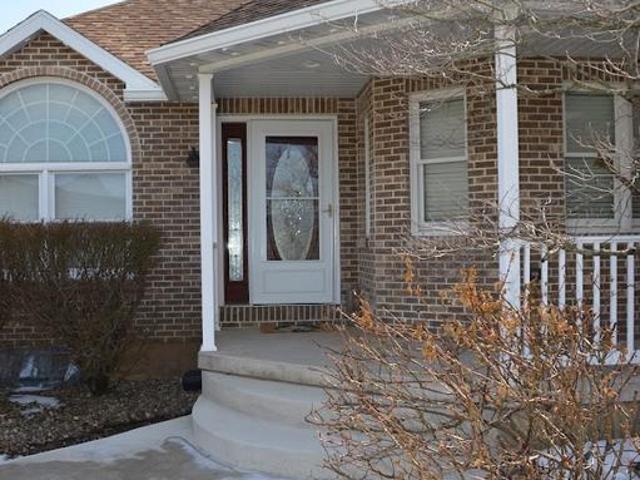 4 Linden Court