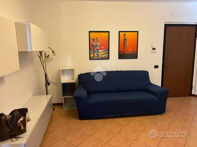 4 LOCALI A CORBETTA