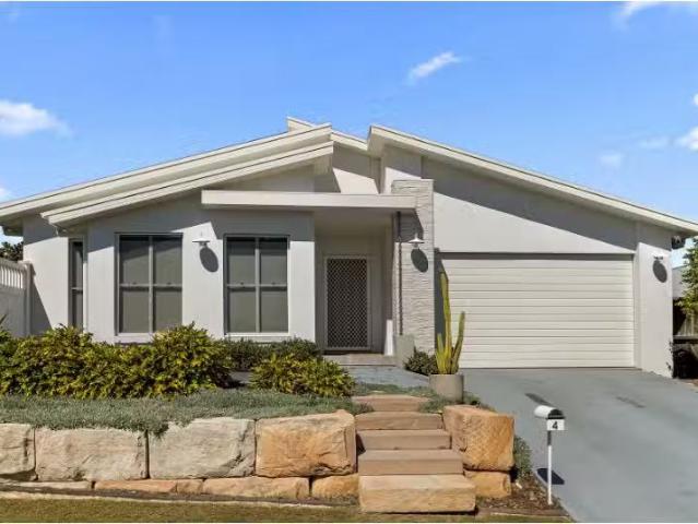 4 Longtail Street, Chisholm House for rent Listed by Mark Spe.
