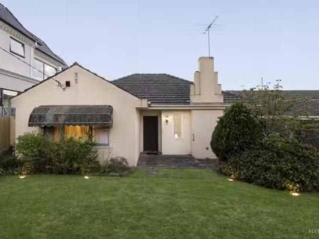 4 Longview Road, Balwyn North VIC 3104 House Auction