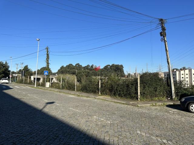 4 Lotes | Centro de Rio Tinto