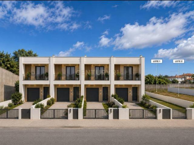 4 Lotes para Moradias em Banda Projeto pré aprovado | Excelente Investimento junto às Praias de Peniche Oportunidade de investimento no Alto do Veríssimo – Atouguia da Baleia!