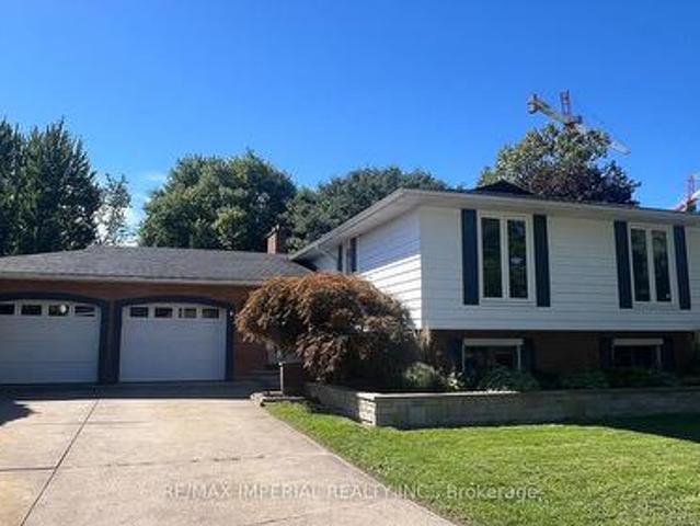 4 Pyramid Place, St. Catharines, ON, L2T 2N7 house for sale | Listing ID X13832 | Royal LePage