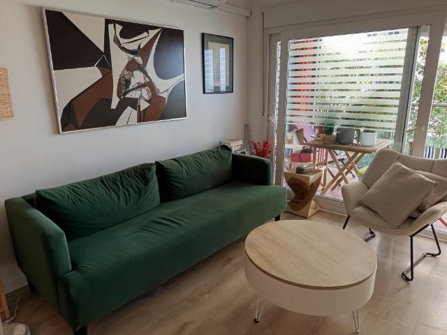 4 P SEAVIEW TERRACE AND POOL45 MIN FROM BARCELONA