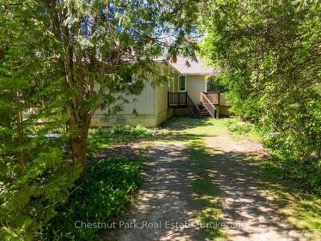 4 Parkside Avenue, Collingwood, ON, L9Y 5P3 house for sale | Listing ID S13539 | Royal LePage