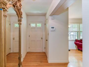 4 Parsons Circle SW