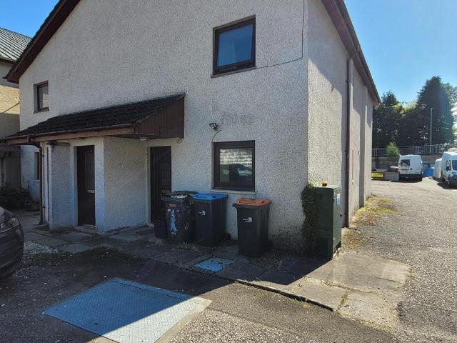 4 Penkiln Mews, Minnigaff, Newton. 1 bed ground floor flat to rent £450 pcm £104 pw