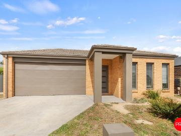 4 Perry Lane, EPSOM VIC 3551