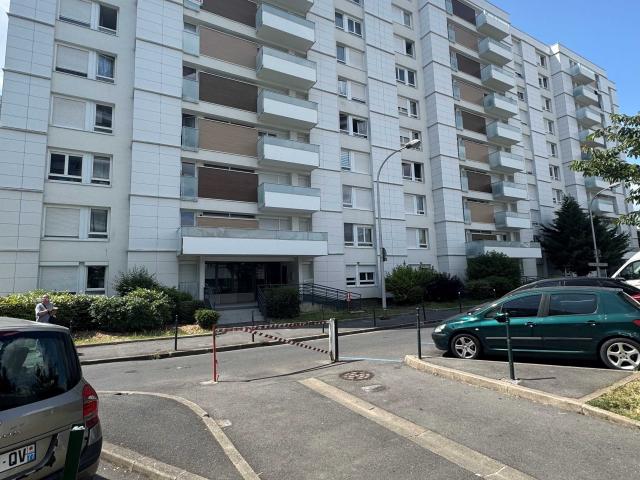 4 pièces · 80 m²