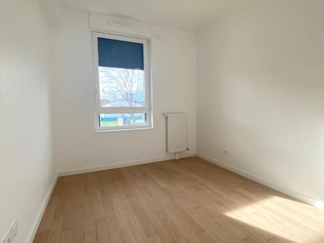 4 pièces 80m²