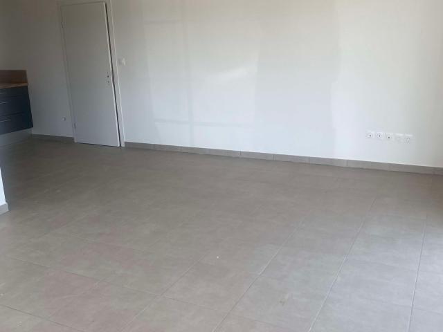4 pièces · 81.44 m²