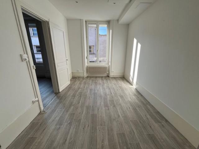 4 pièces 84 m2 Appartement type F4 EPINAL