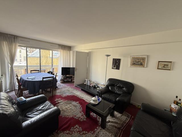 4 pièces 84m2 avec balcons, parking et cave à Nation