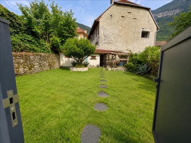 4 pièces 100 m² RDC Colocation non autorisée