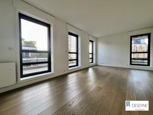 4 pièces vide refait à neuf + terrasse + parking + cave