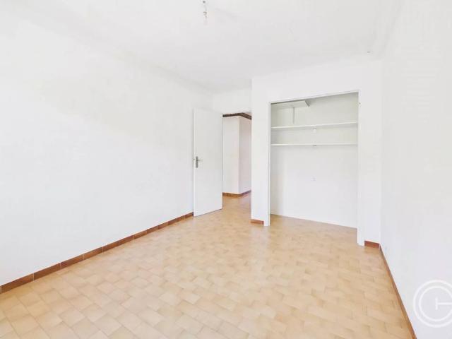 4 PIECES AVEC PARKING 29 AV DES TUILLIERES CAGNES SUR MER