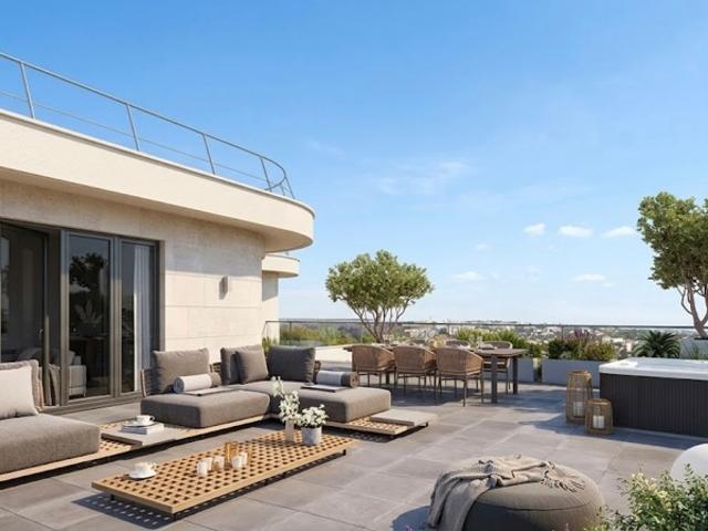 4 PIECES EN DERNIER ETAGE AVEC ROOFTOP