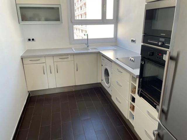 4 pièces en double exposition à Meudon la Forêt 92360, rue de