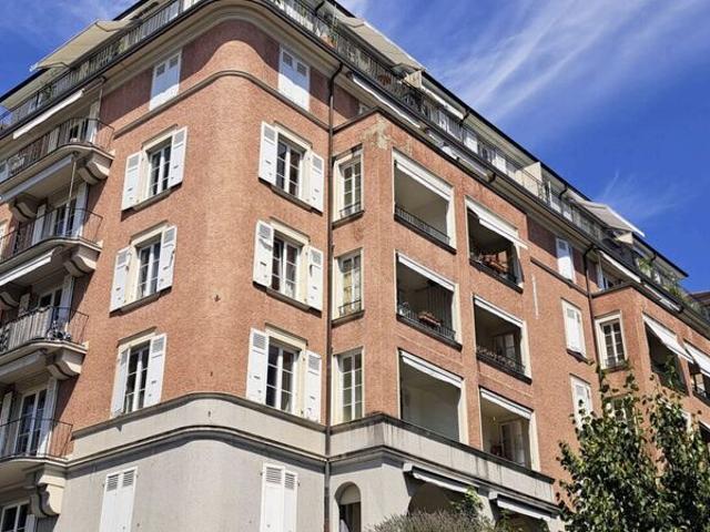 4 pièces lumineux et spacieux avec balcon / Lausanne