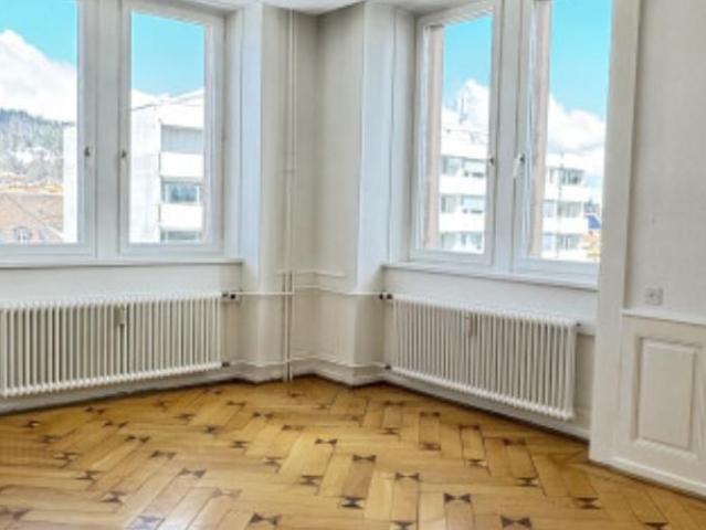 4 pièces lumineux proche gare, 89 m², ascenseur | La Chaux de Fonds