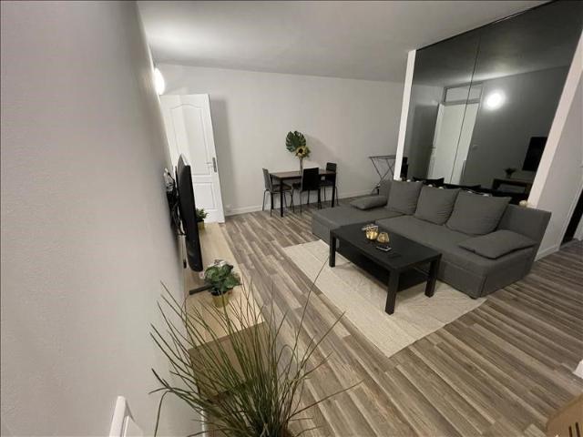 4 pièces Meublé 67 m² 3ème étage Colocation autorisée