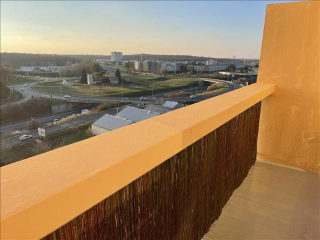4 pièces Meublé 67 m² 3ème étage Colocation autorisée