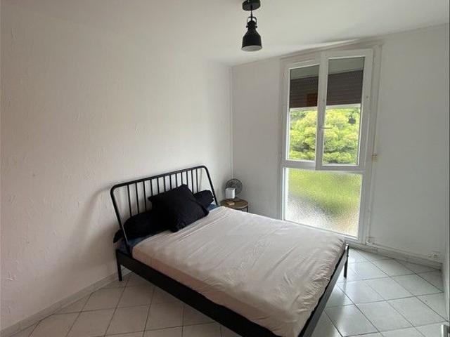4 pièces Meublé 69 m² 4ème étage Colocation autorisée