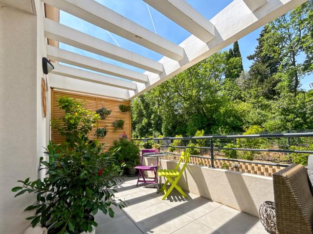 4 pièces standing Quartier Solans à Aubagne avec piscine