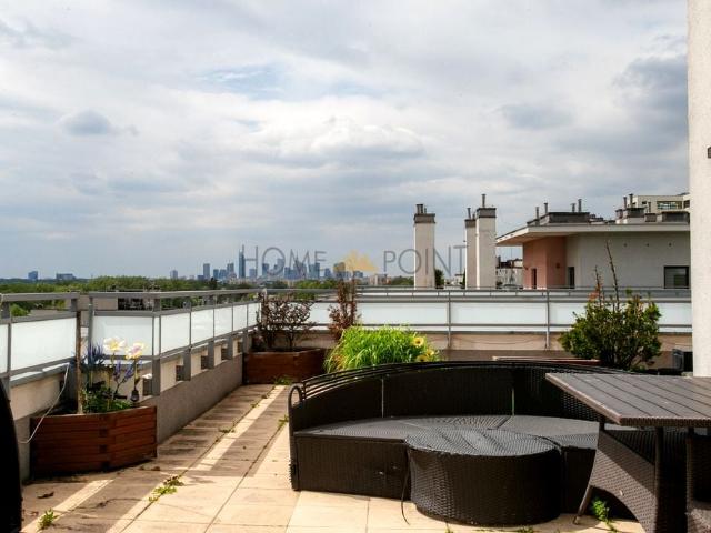 4 pok apartament na ost piętrze z tarasem 160 mkw Warszawa, Praga Południe