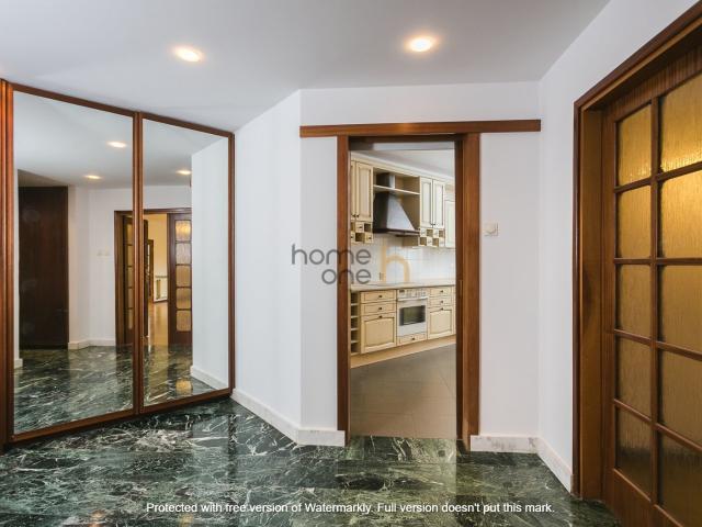 4 pokojowy apartament przy Łazienkach Królewskich na Mokotowie