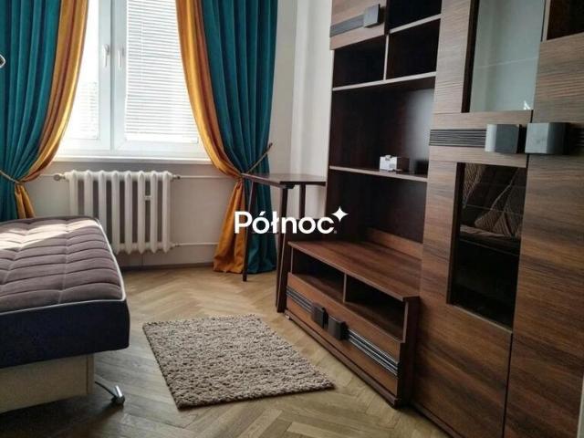 4 pokojowe mieszkanie 62 m² blisko uczelni polecam!