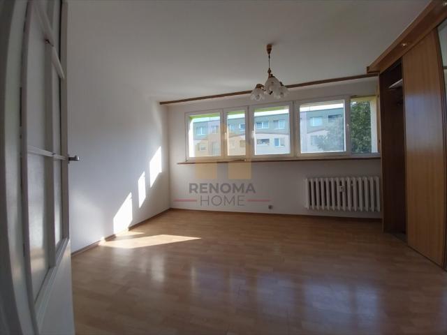 4 pokojowe mieszkanie 79,8 m² w Lubinie blisko szkoły i parku