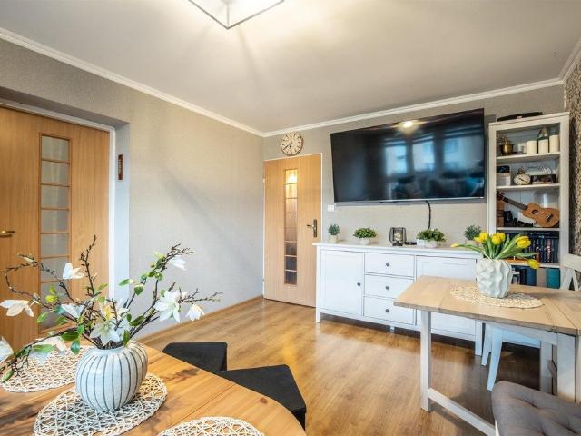 4 pokojowe mieszkanie w sercu Poddębic 54m²
