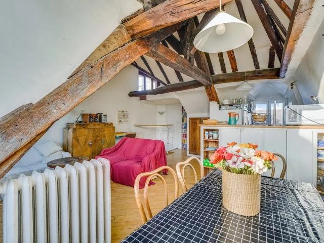 4° PROCHE QUAIS DE SEINE DUPLEX EN DERNIER ETAGE
