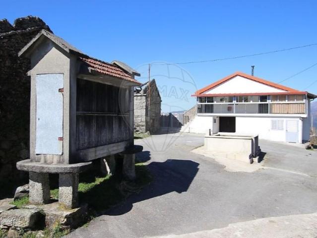 4 quarto, Vieira do Minho Vieira do Minho 105349776