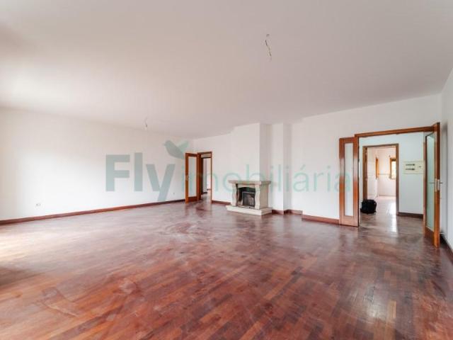 4 quarto, Vizela Vizela 103328355