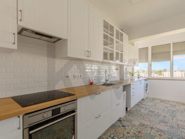 4 quarto, Almada Almada 105314227
