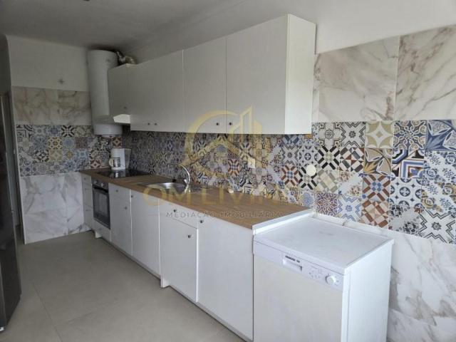 4 quarto, Almada Almada 105786949