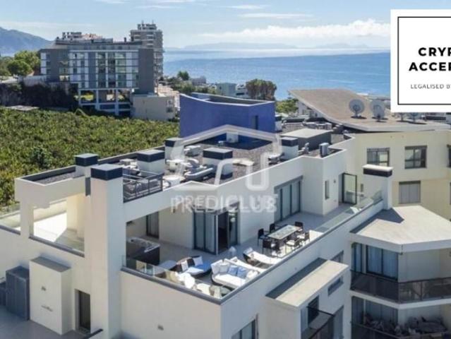 4 quarto, Funchal Ilha da Madeira LS86681226